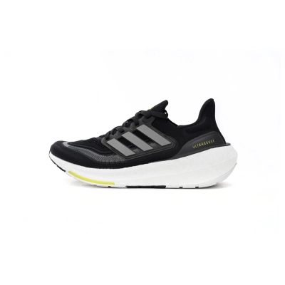 8851-4 Adidas Ultra Boost 2023 LIGHT Black And White HQ6339 01