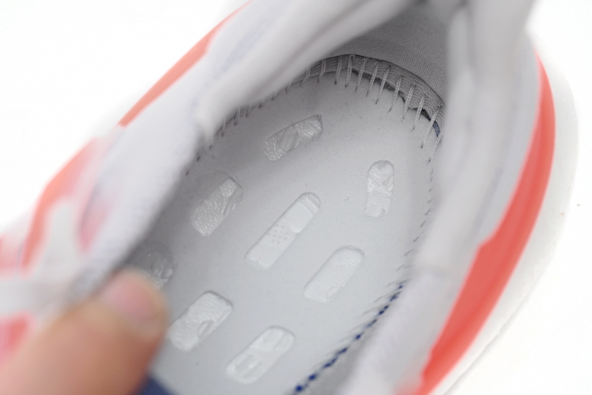 8851-8 Adidas Ultra Boost 2023 LIGHT Black And White HQ8596