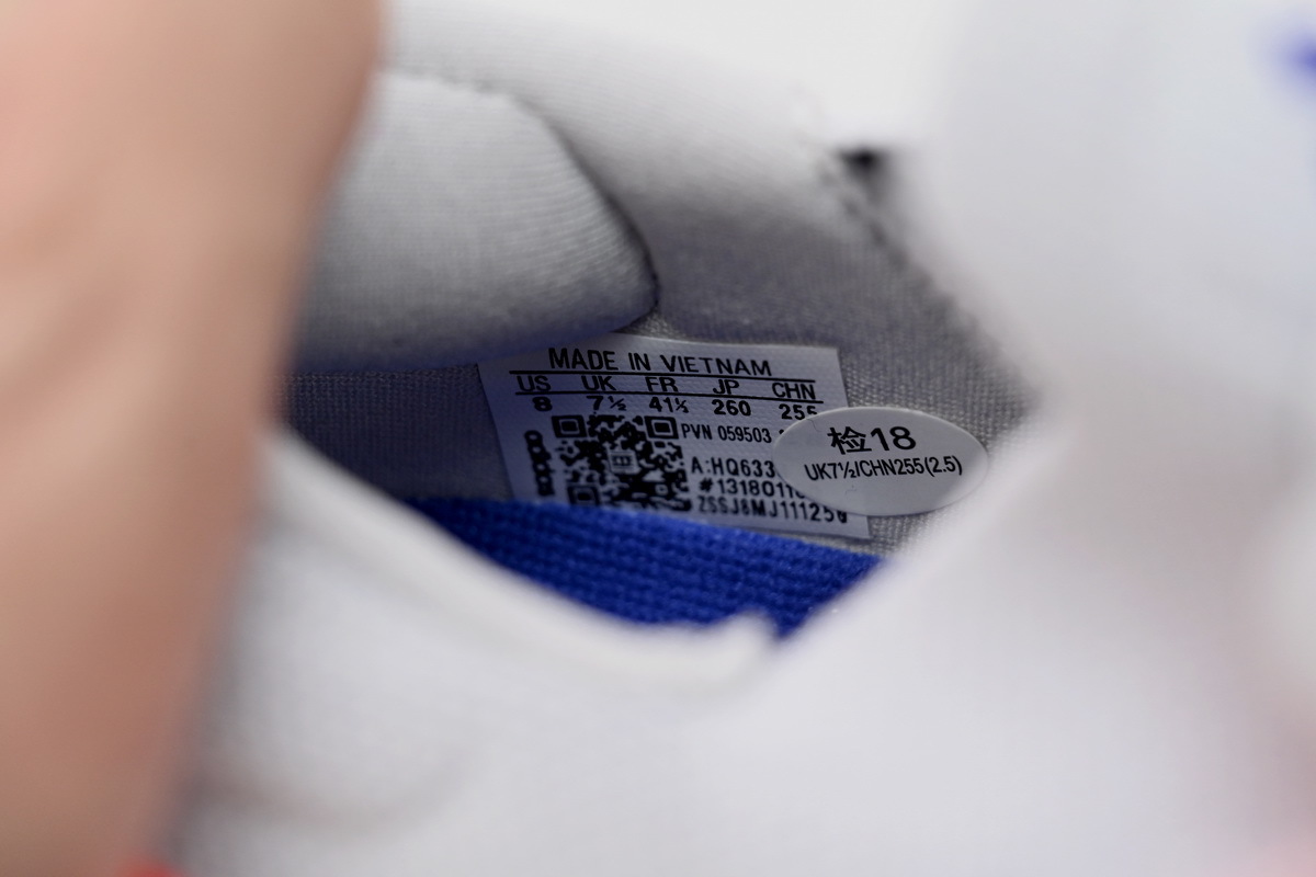 8851-8 Adidas Ultra Boost 2023 LIGHT Black And White HQ8596