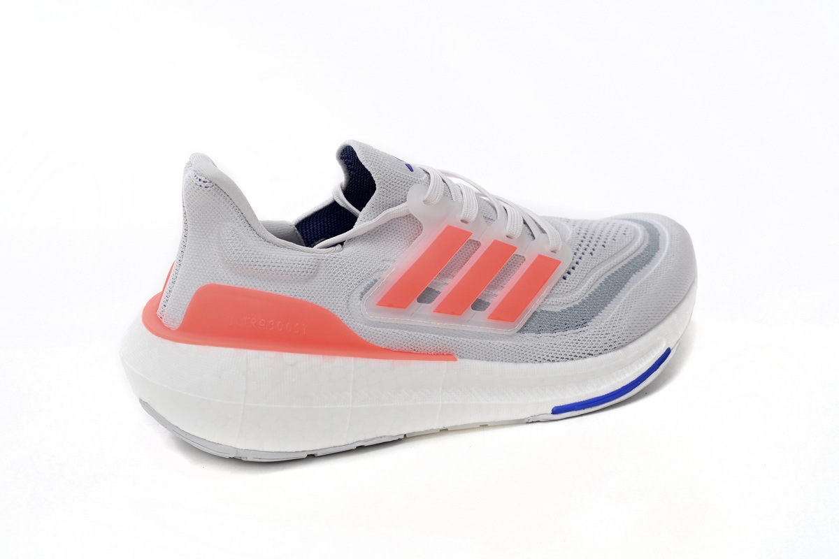 8851-8 Adidas Ultra Boost 2023 LIGHT Black And White HQ8596