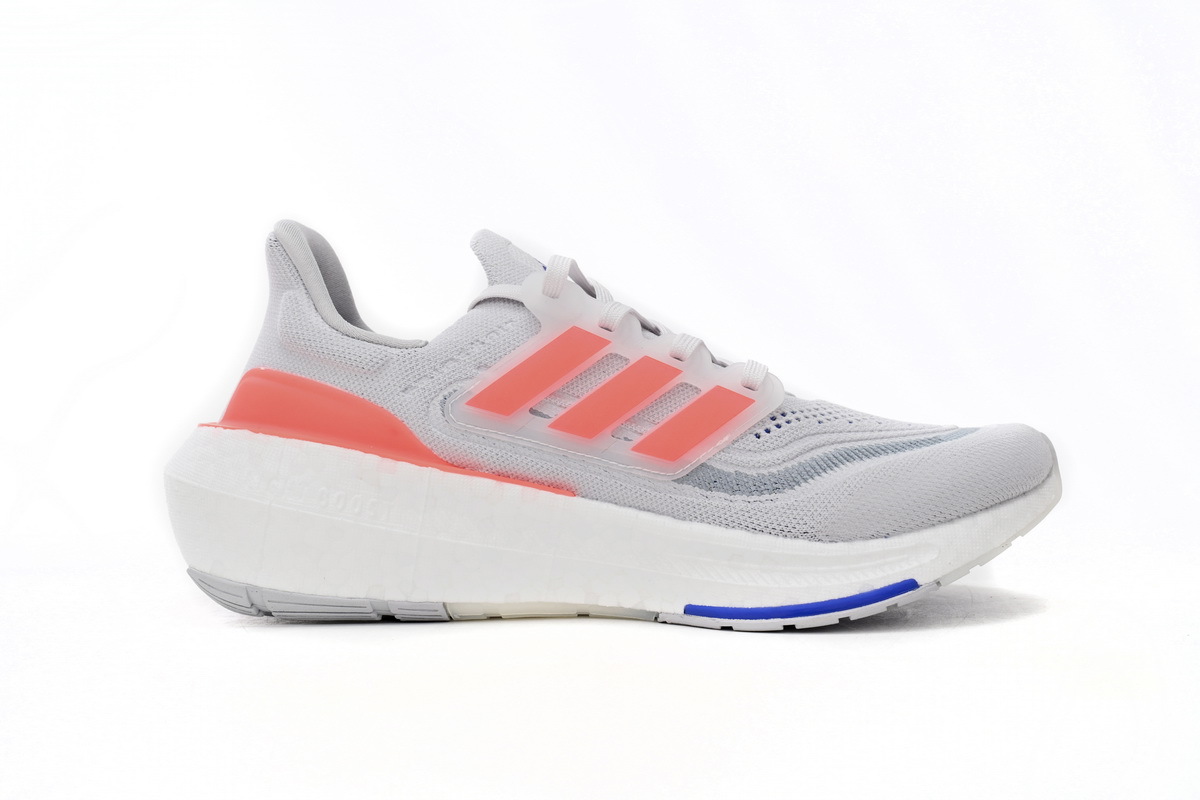 8851-8 Adidas Ultra Boost 2023 LIGHT Black And White HQ8596