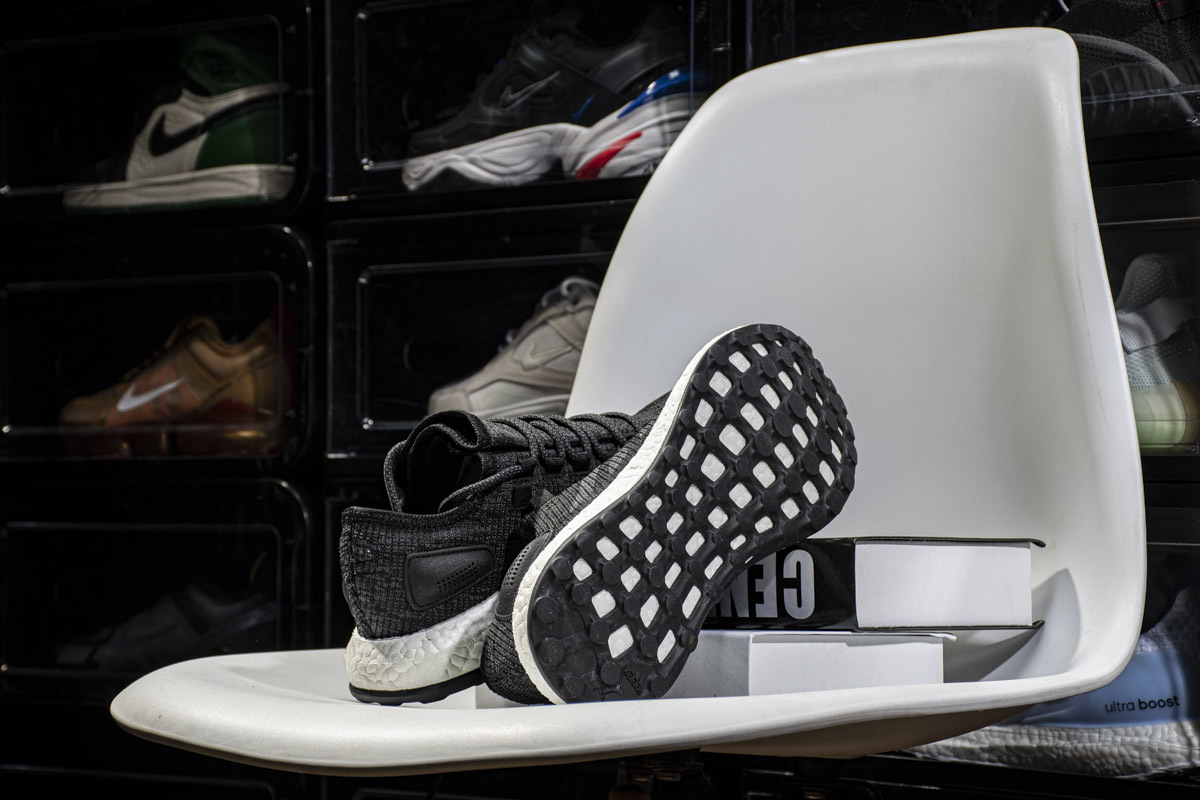 Adidas PureBoost “Black White” CP9326