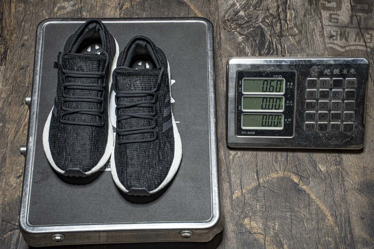 Adidas PureBoost “Black White” CP9326