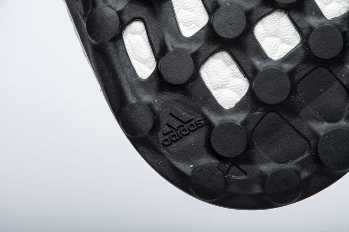 Adidas PureBoost “Black White” CP9326