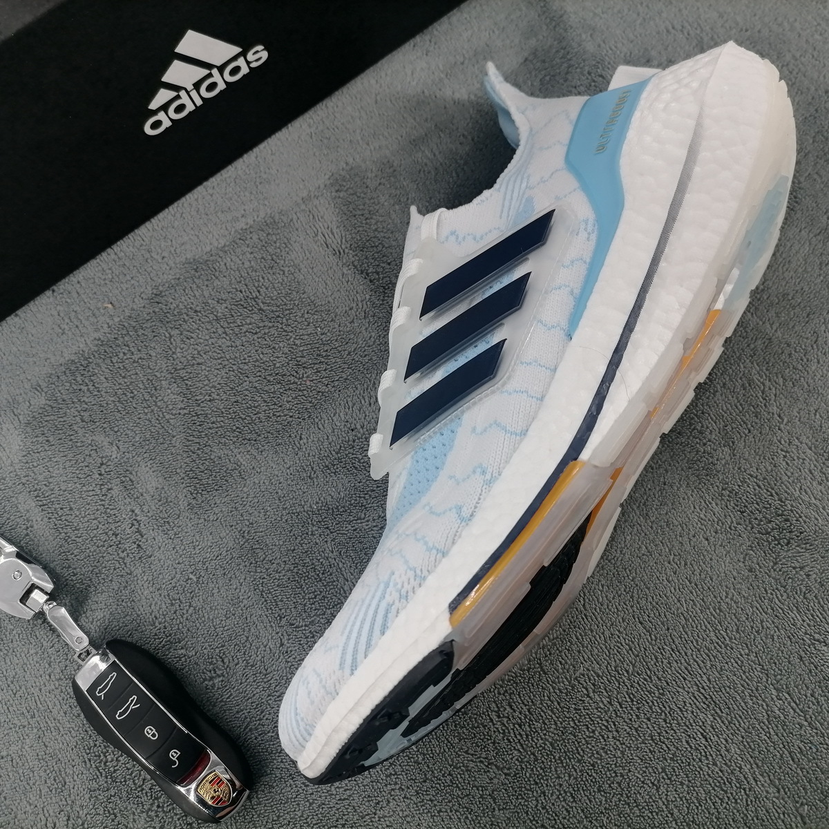 adidas Ultra Boost 2021 White ice blue GZ7120