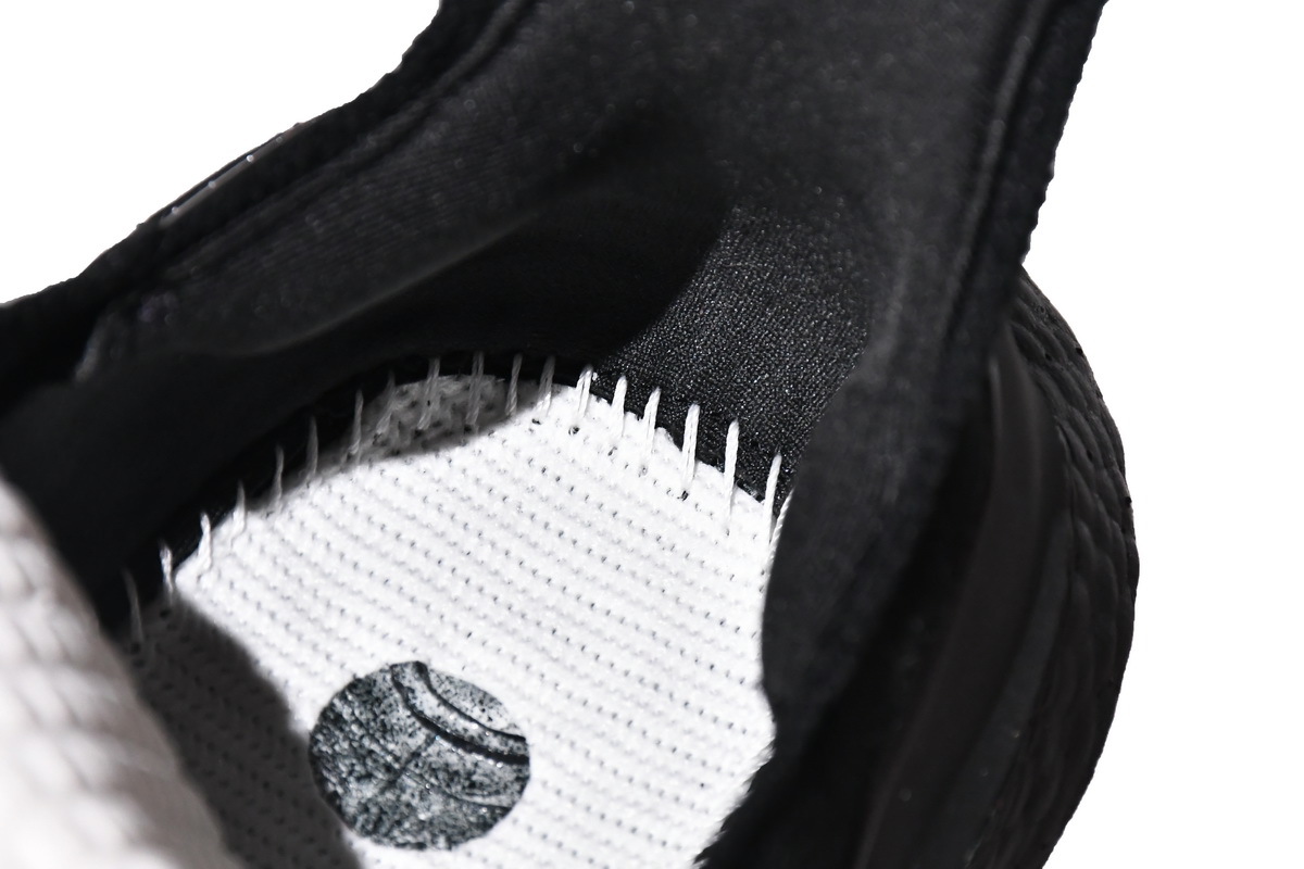 adidas Ultra Boost 2022 Black GZ0127