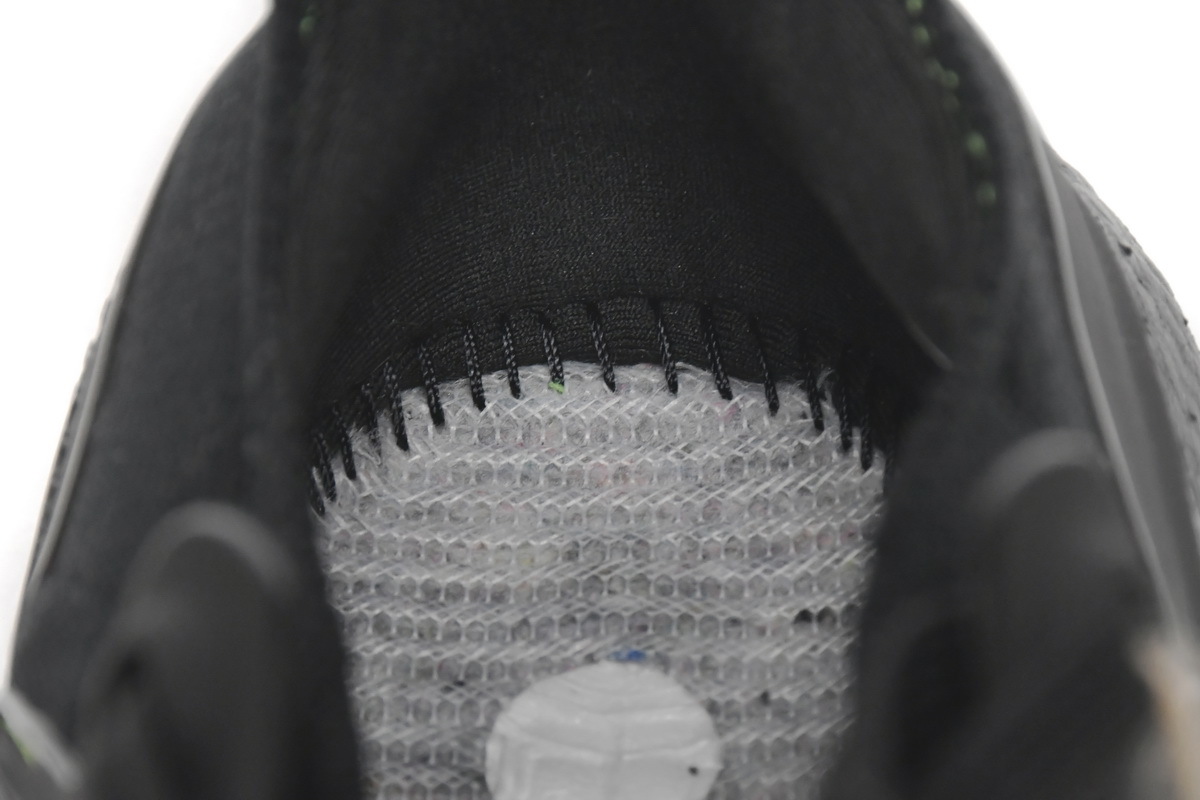 adidas Ultra Boost 2022 Black Solar Yellow GX5915
