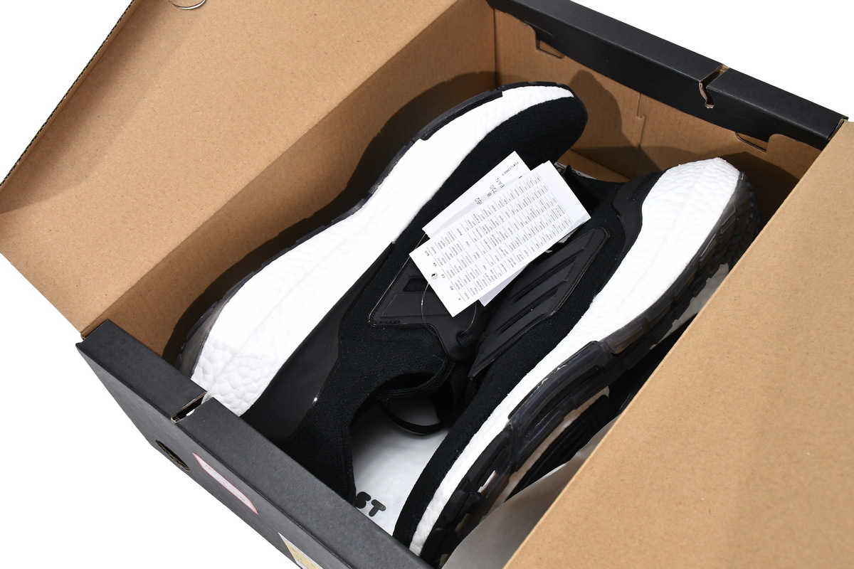 adidas Ultra Boost 2022 Black White GX3062