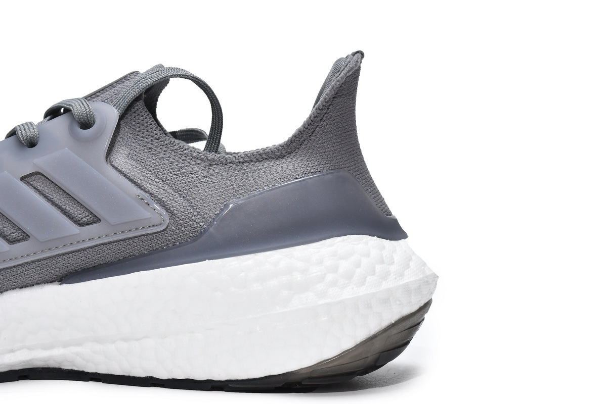adidas Ultra Boost 2022 Greyish White GX5460