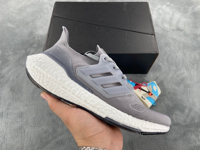 adidas Ultra Boost 2022 Greyish White GX5460