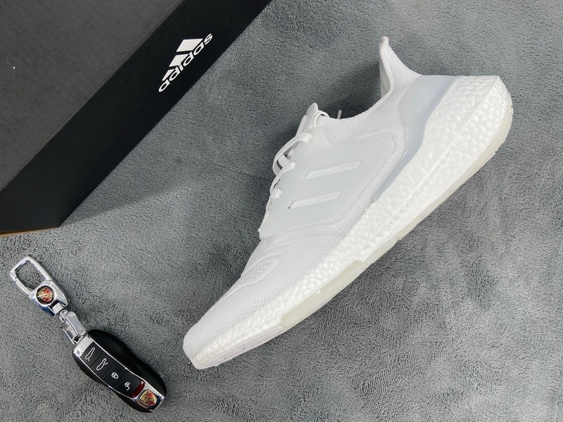 adidas Ultra Boost 2022 Triple White GX5459