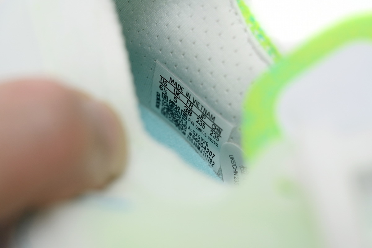 adidas Ultra Boost 22 White Green GX5926