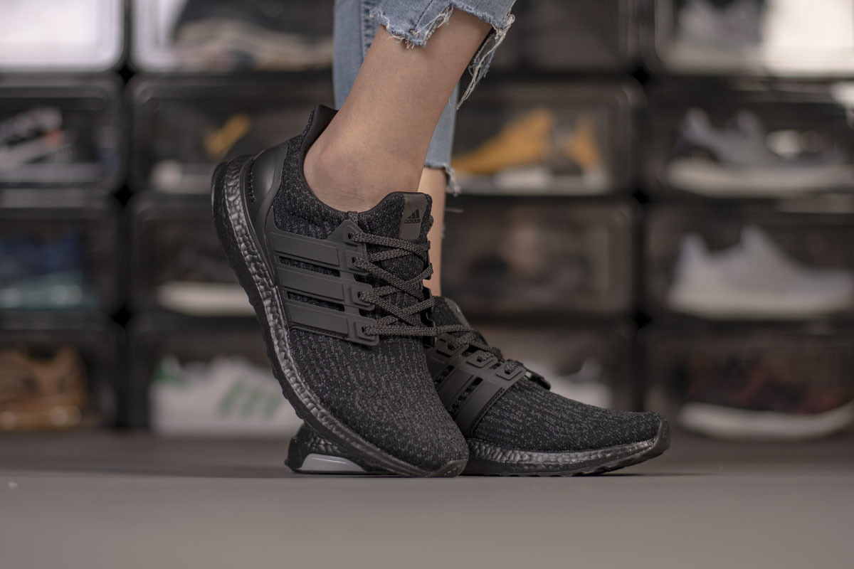 Adidas Ultra Boost 3.0 “Triple Black” Real Boost BA8920
