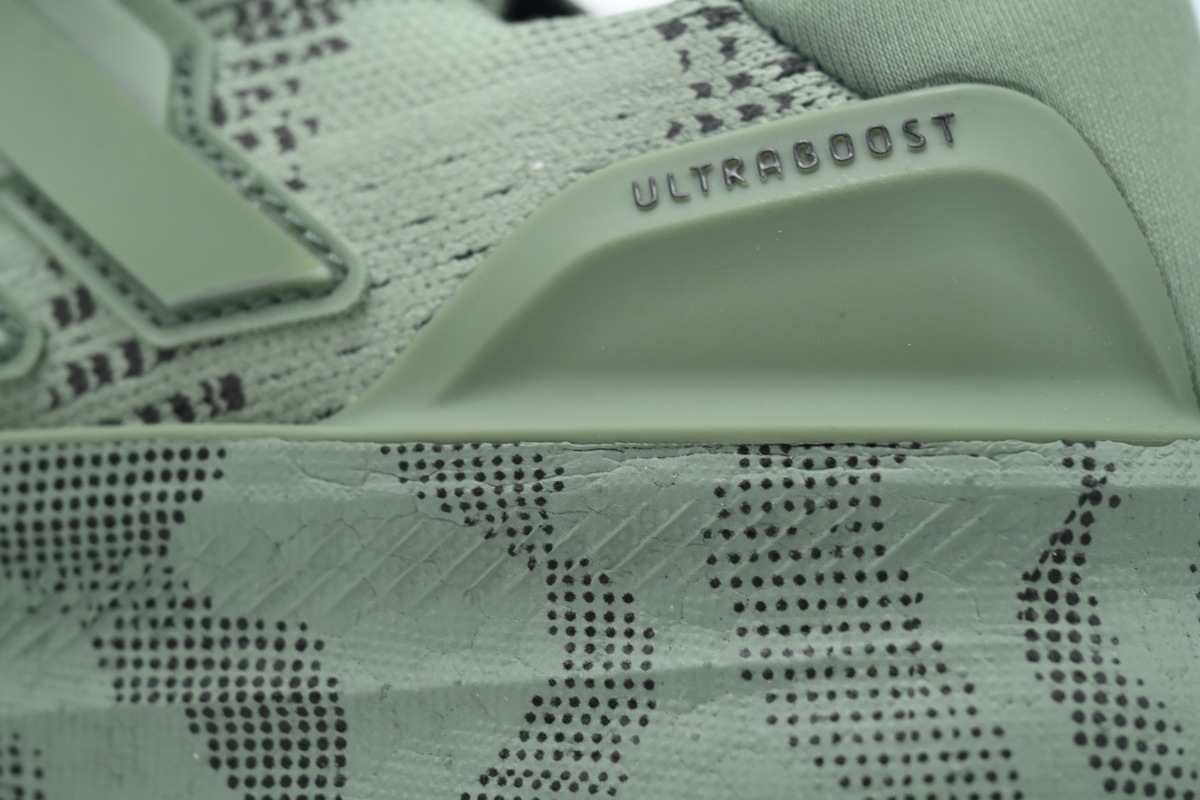 Adidas Ultraboost 5'Carbon' JI1525