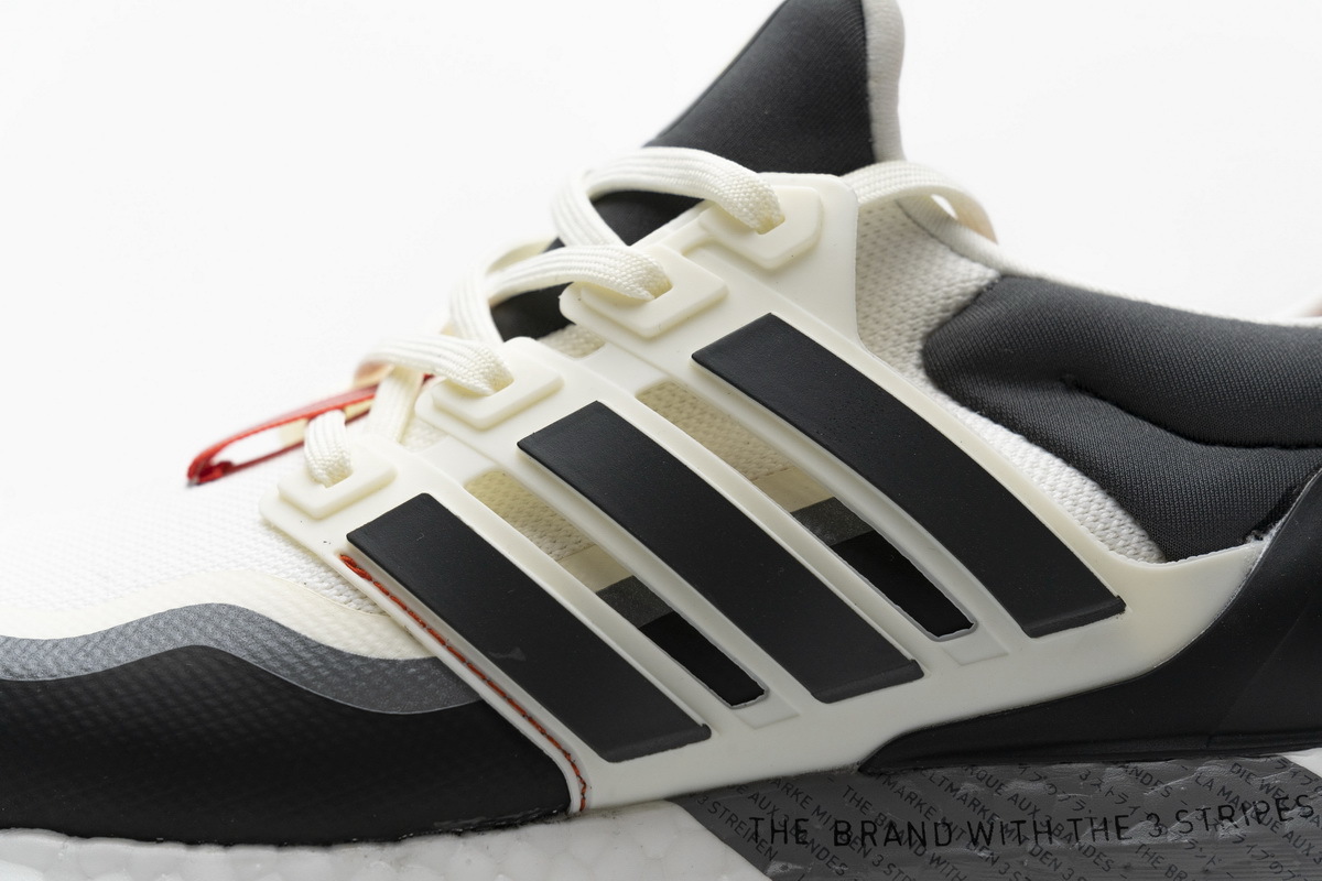 adidas UltraBOOST All Terrain White EG8096
