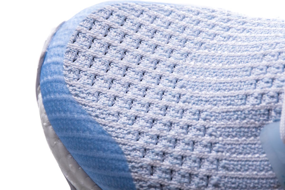 GAME OF THRONES x Ultra Boost “White Walkers” EE3708