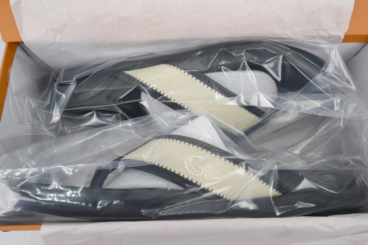 LOUIS VUITTON Flip Flop Sandal Net Surface Beige