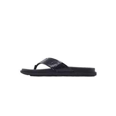 LOUIS VUITTON Flip Flop Sandal The Leather Surface Is Completely Black 01