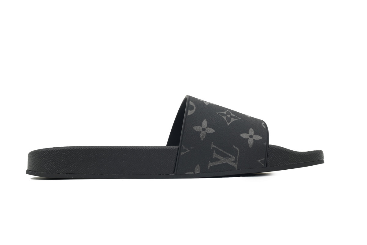LOUIS VUITTON Waterfront Black