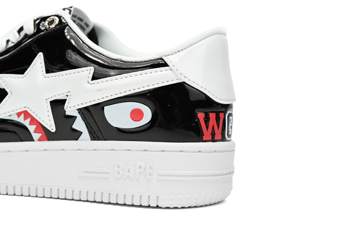 A Bathing Ape Bape Sta Low Black and White Shark 1H30-191-009
