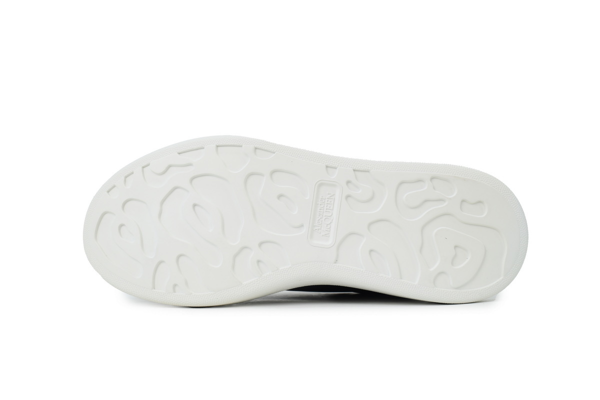 Alexander McQueen Sneaker Black And White Background