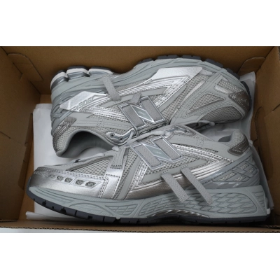 1906A 'Concrete Silver Metallic' M1906AG 02