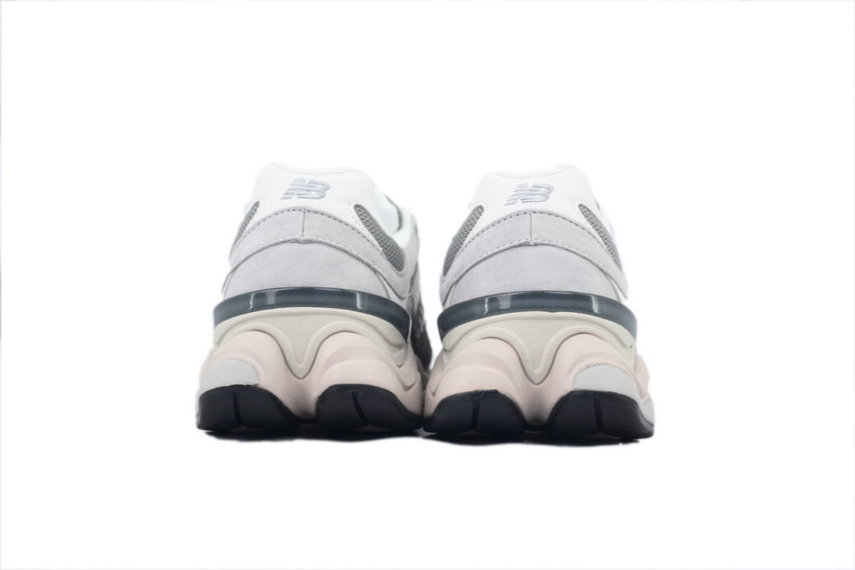 9060 'Raincloud Slate Grey' U9060EEE