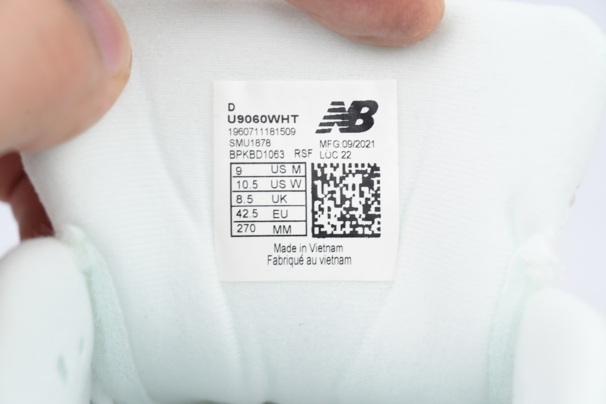 9060 'Sea Salt Moonbeam' U9060WHT