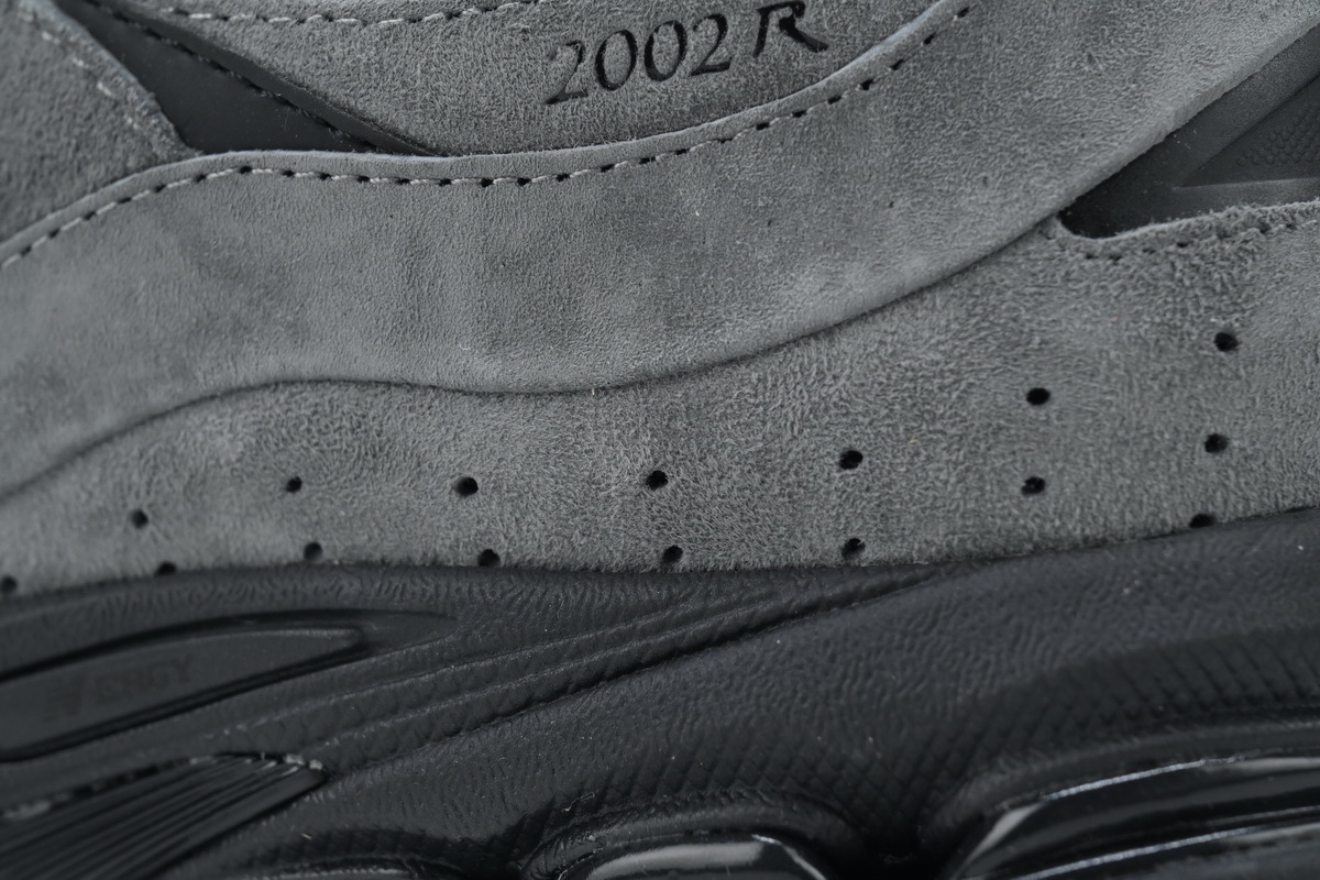 JJJJound x 2002R GORE-TEX 'Charcoal' M2002RXZ