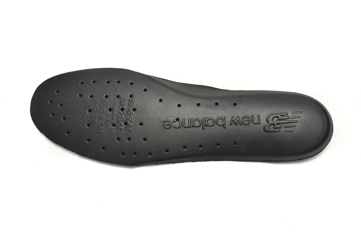 New Balance 2002R Cloud Ash M2002RDA