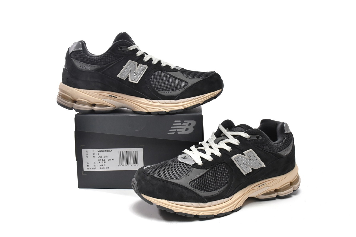 New Balance 2002R Grey Black M2002RHO