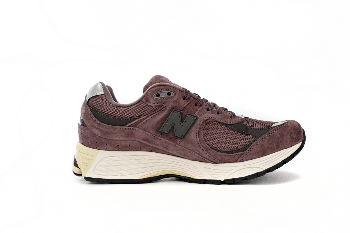 New Balance 2002R Sea Black Brown M2002RCD