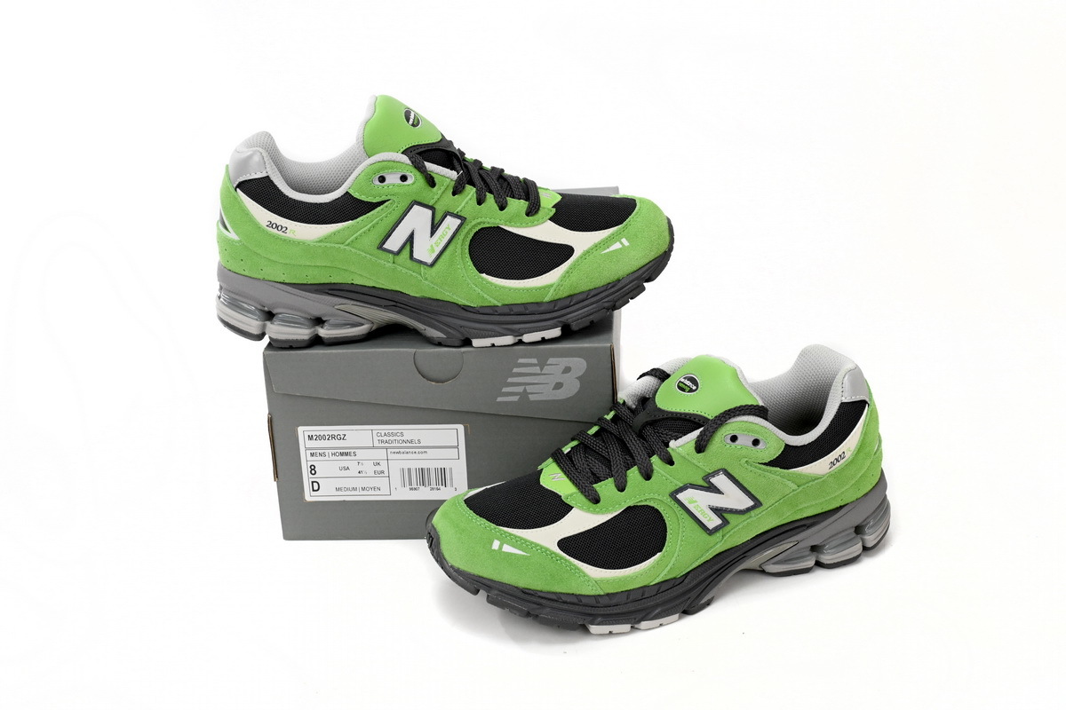 New Balance 2002R Sea Black Green M2002RGZ
