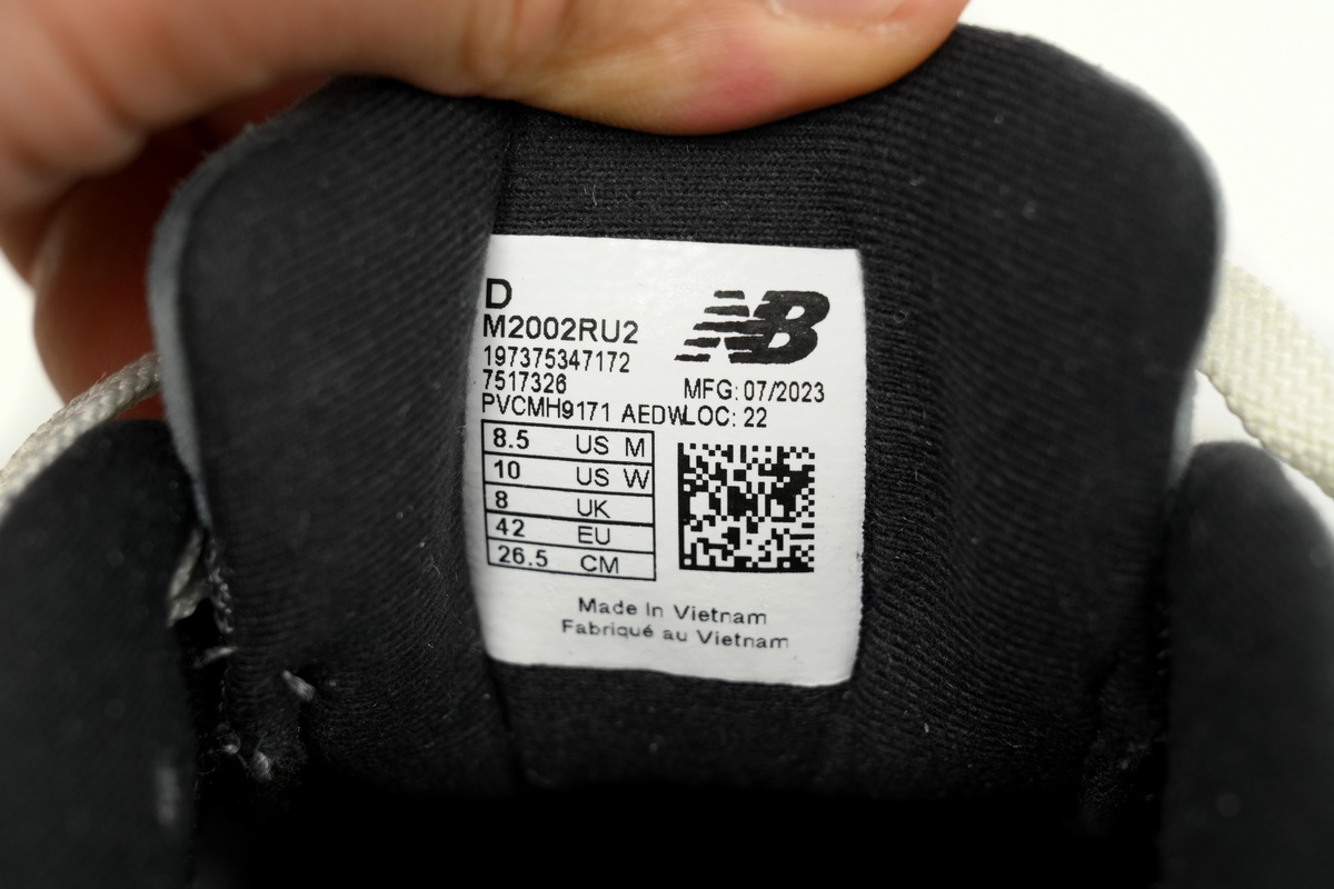 New Balance 2002R Sea Dark Blue Gray M2002RU2