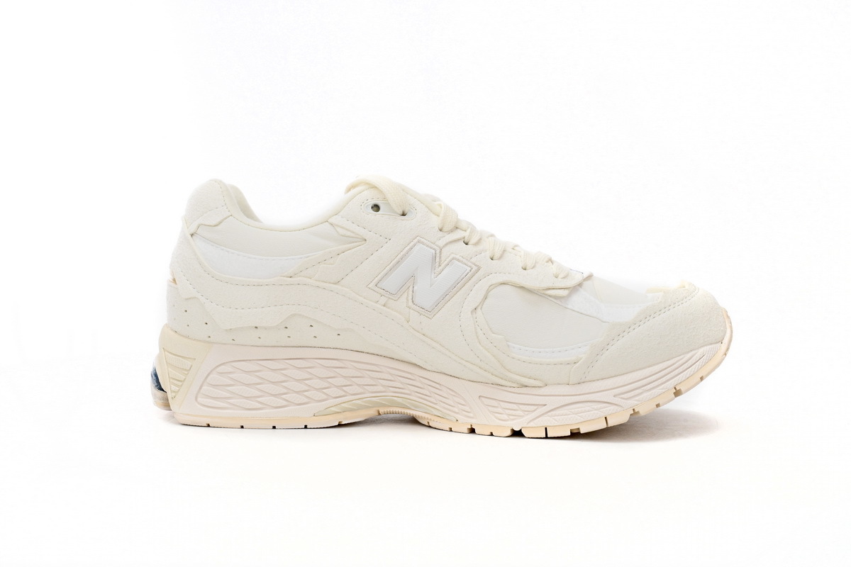 New Balance 2002R Sea Salt Color M2002RDC