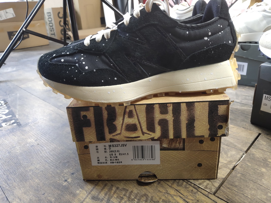 New Balance 327 Black MS327JSV