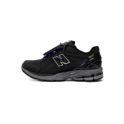 NEW BALANCE White Black Ash M1906ROC 01