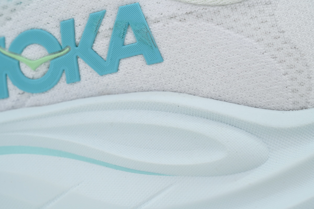  Wmns HOKA Clifton 10 'White Cielo Blue'1162031-WTCL