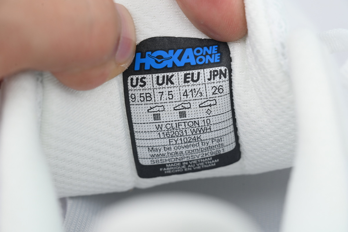  Wmns HOKA Clifton 10 'Triple White'1162031-WWH
