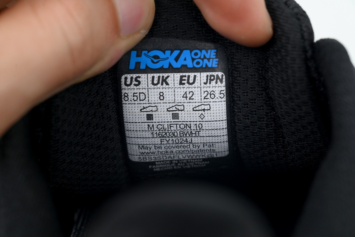  Wmns HOKA  Clifton 10 Wide 'Black White'1162050-BWHT