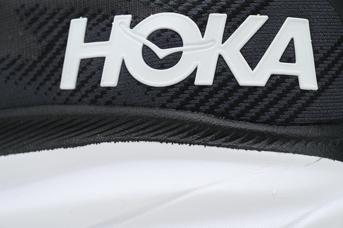 HOKA Clifton 9 2E Wide 'Black White' 1132210-BWHT