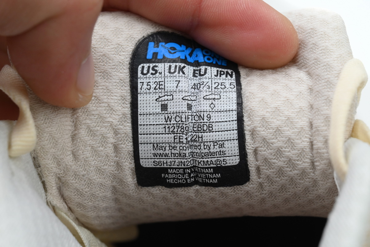 HOKA Clifton 9 'Eggnog Blanc De Blanc' 1127896-EBDB