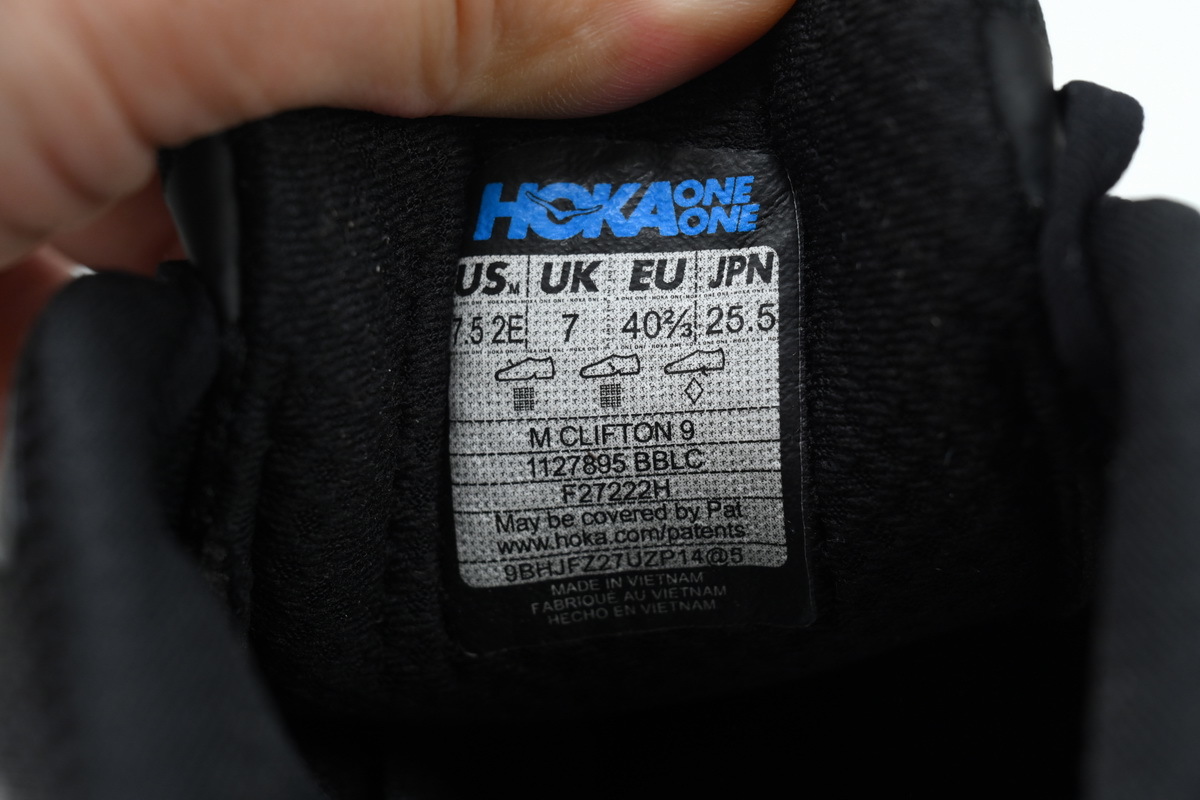 HOKA Clifton 9 'Triple Black' 1127895-BBLC