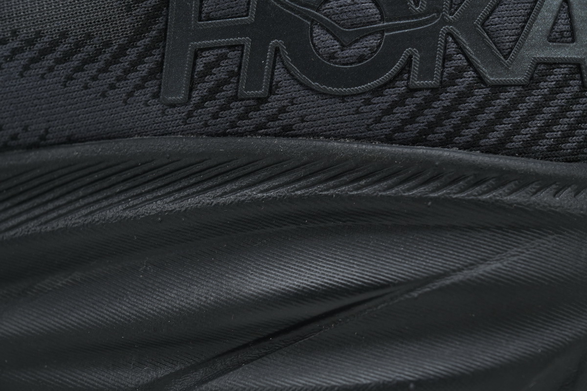 HOKA Clifton 9 'Triple Black' 1127895-BBLC
