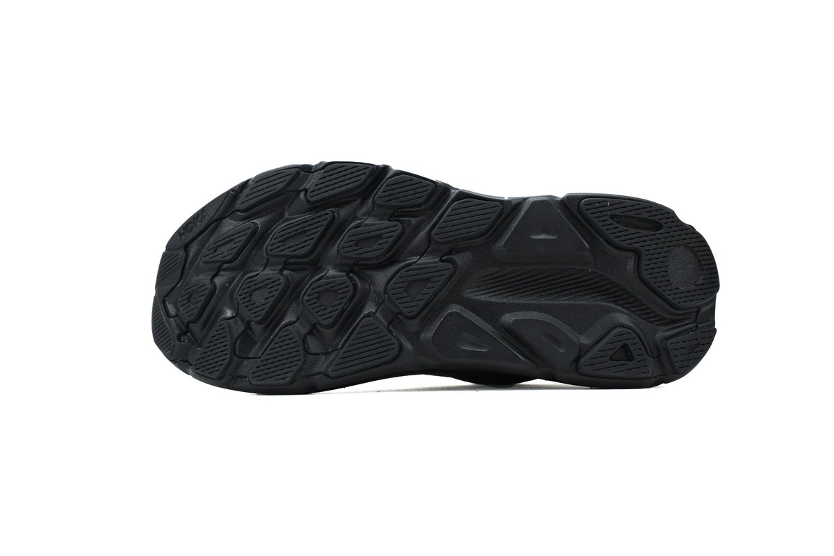 HOKA Clifton 9 'Triple Black' 1127895-BBLC