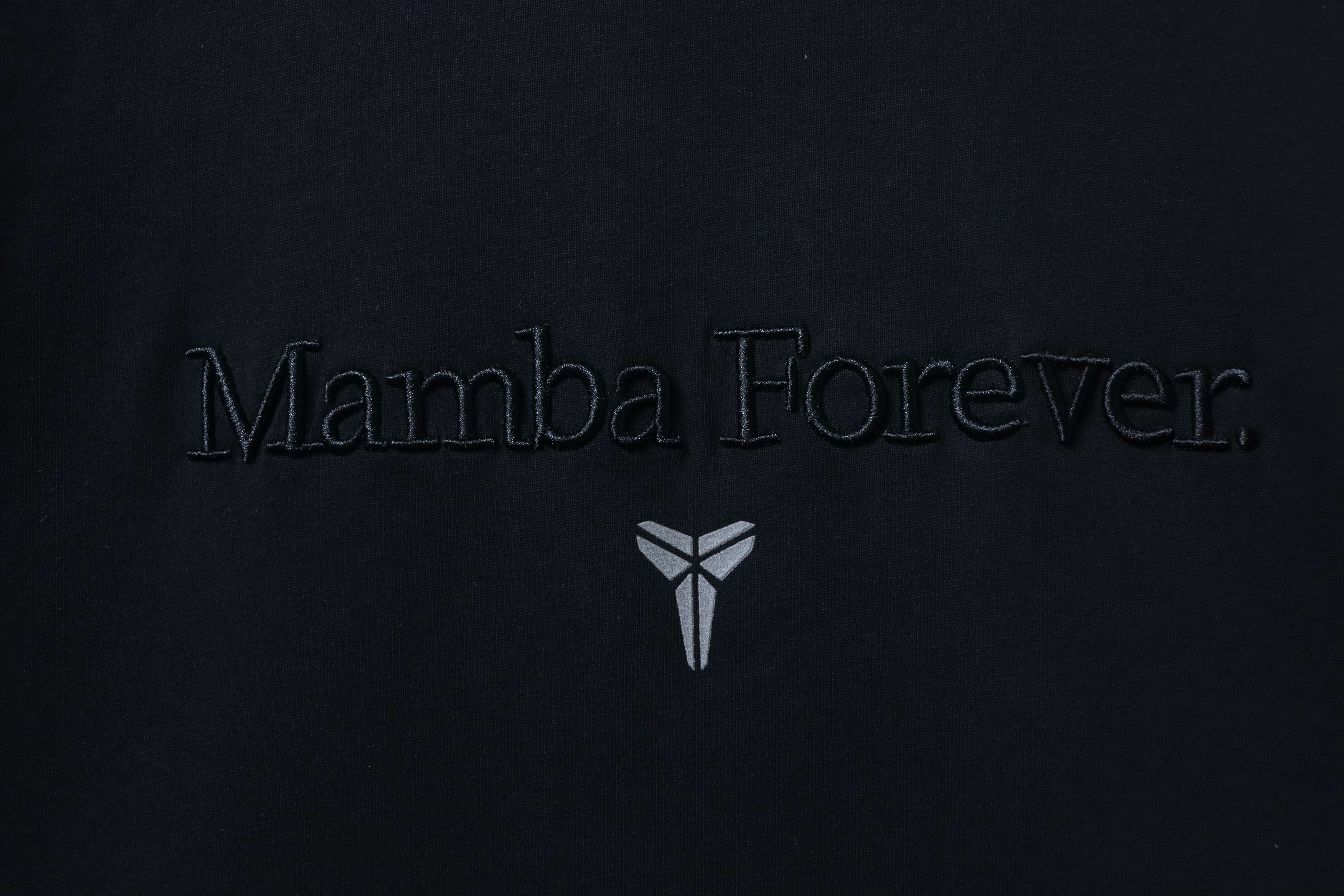 NIKE Mamba Embroidered Black Short Sleeve T-Shirt 