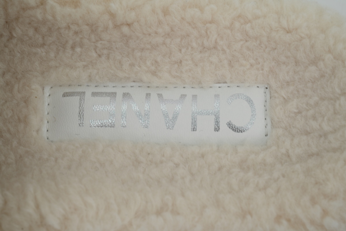 Chanel Wool Slippers White