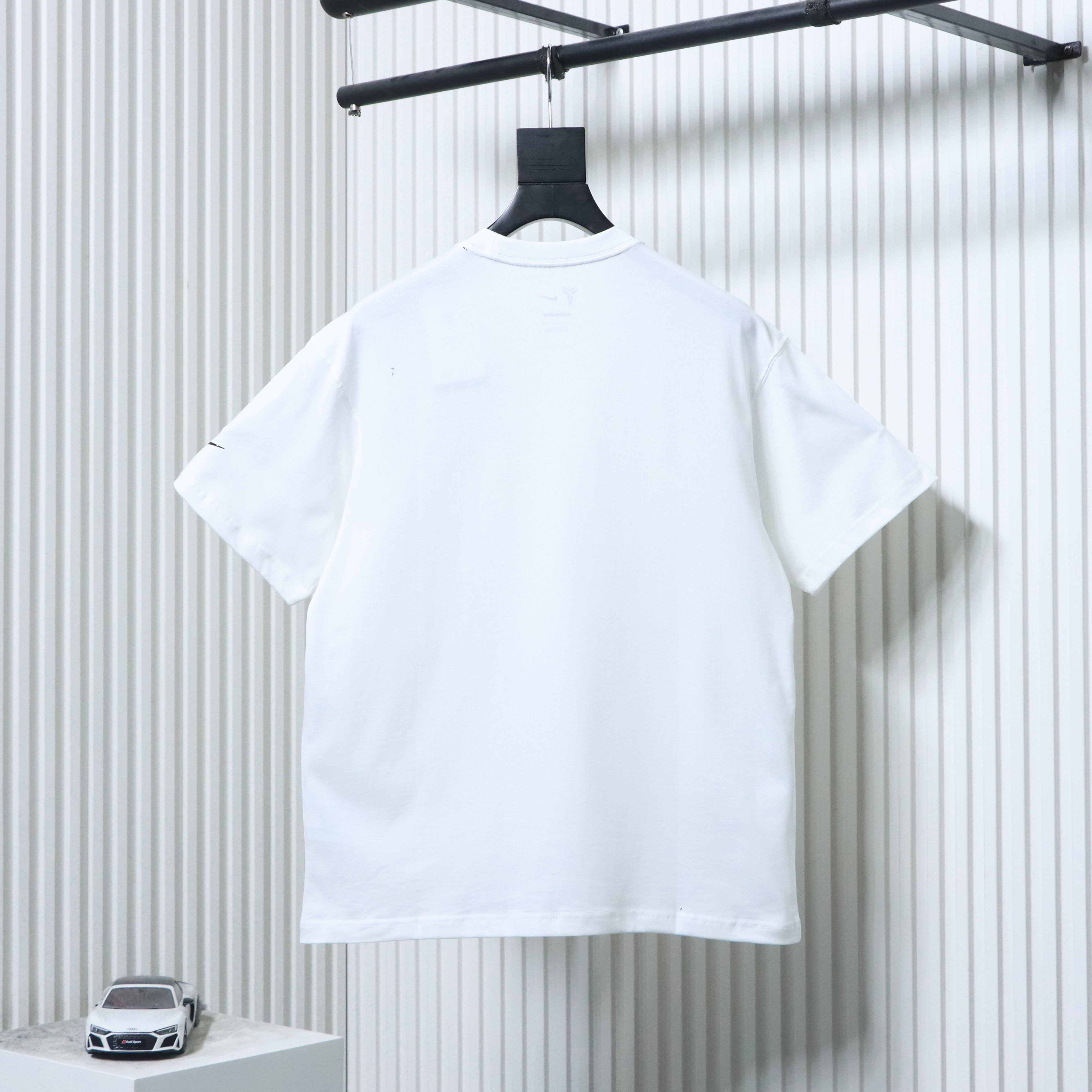 NIKE ACG Kobe Silicone Short Sleeve T-Shirt H130 - 1