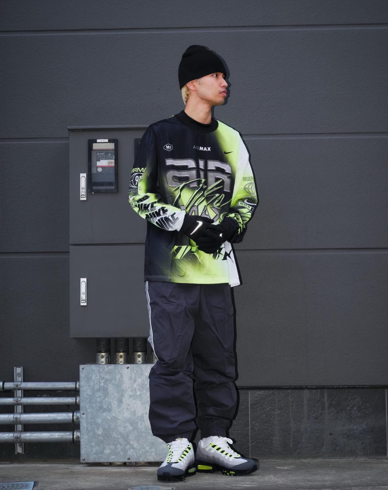 Nike Air Max 95 Culture of Football Long Sleeve T-Shirt H190 - 1