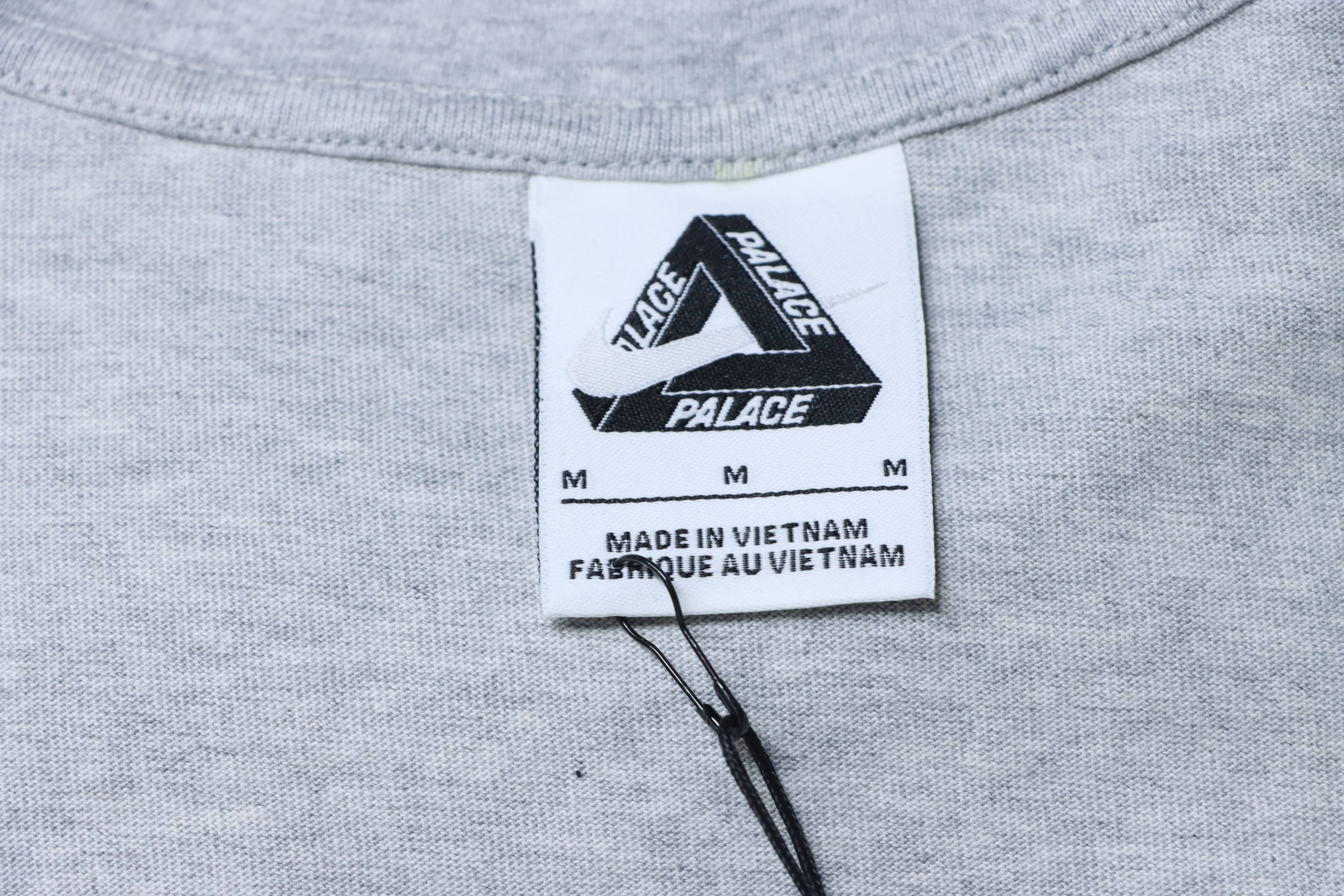 NIKE x PALACE City Limited Short Sleeve T-Shirt H140 - 1